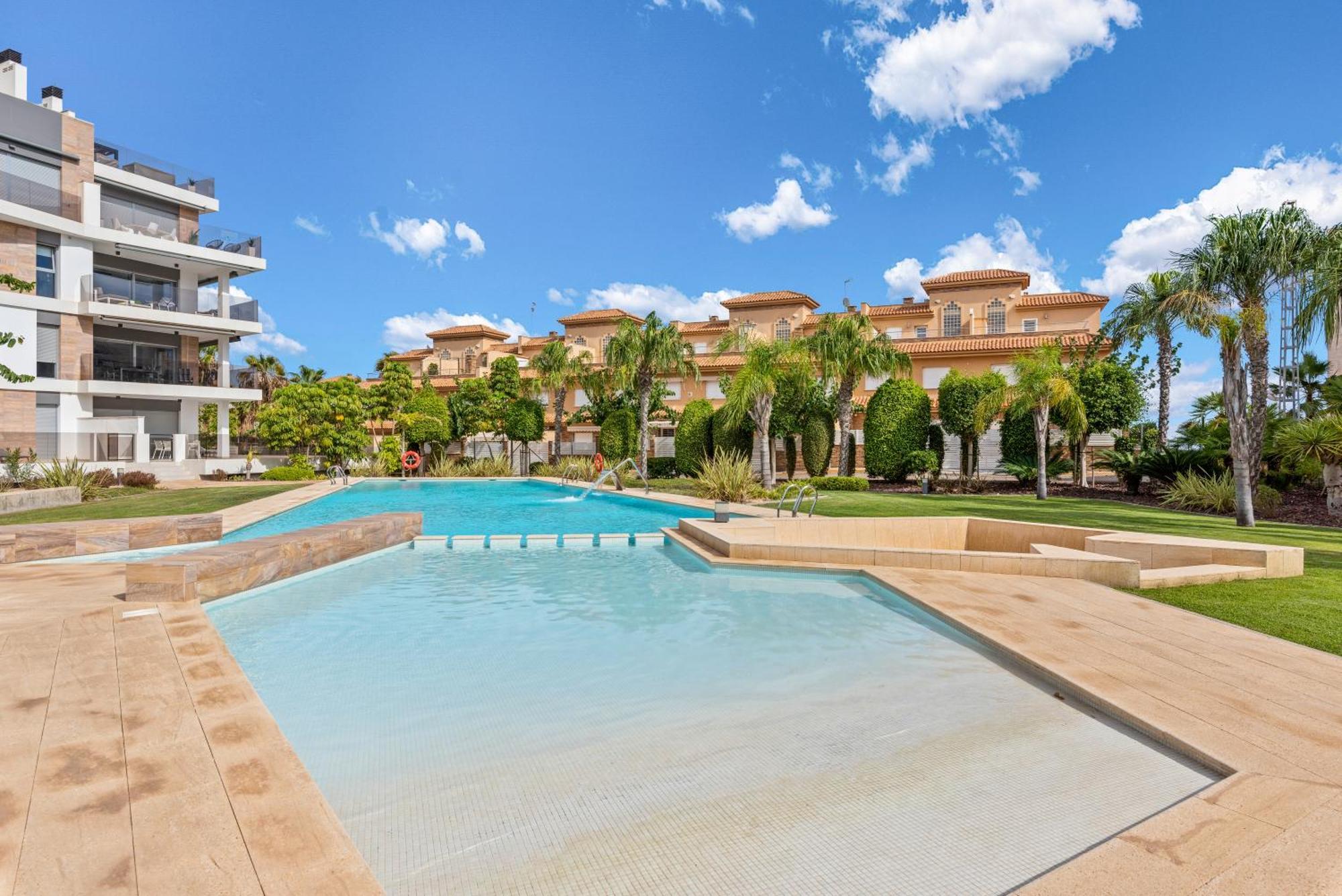 Luxusni Apartman Ve Spanelsku, Cabo Roig オリウエラ エクステリア 写真